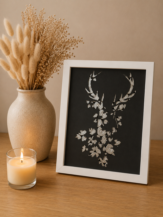 CADRE CERF ET FEUILLES